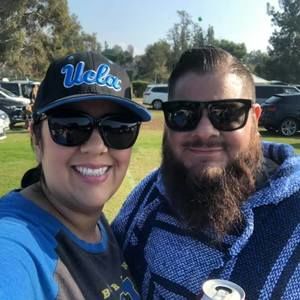 Meet your Posher, Cesar